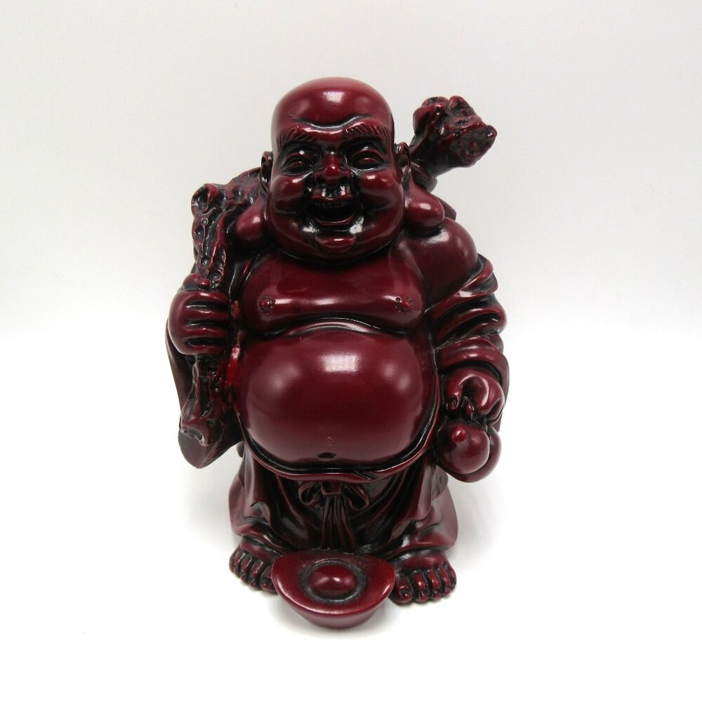 Vintage Traveling Laughing Buddha resin 'cinnabar' figurine - 5 1/2"